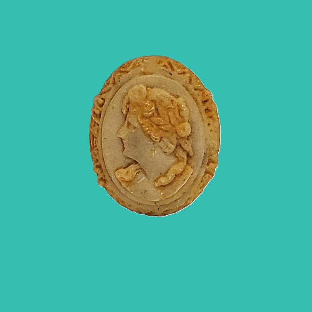 Vintage Style Resin Cameo Cabochon Cream Amber Profile Jewelry Supply DIY